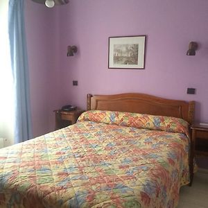 Habitación con Cama King